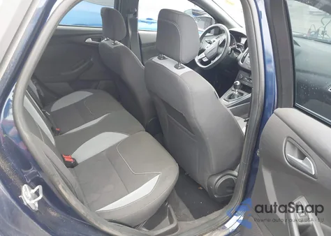 2017 Ford Focus St z USA, uszkodzony, nr VIN 1FADP3L96HL339452